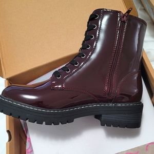 Brand NEW Womens combat lace up boots